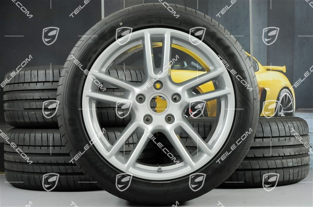 19-inch summer wheels set "Panamera", rims 9J x 19 ET64 + 10,5 J x 19 ET62 + Goodyear Eagle summer tyres 265/45 R19 + 295/40 R19