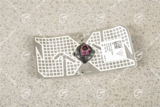 Antenna UMTS / GSM / LTE emergency call system