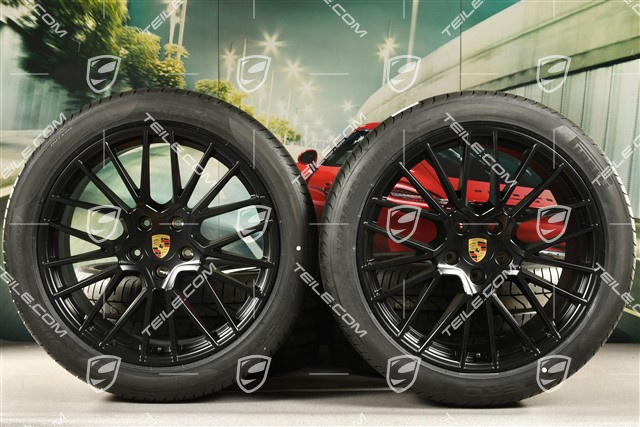 21-inch Cayenne RS Spyder summer wheel set, rims 9,5J x 21 ET46 + 11,0J x 21 ET58 + Pirelli P Zero summer tyres 285/40 R21 + 315/35 R21, with TPMS, black satin matt