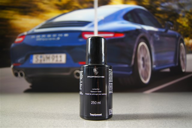 Porsche Pflegeserie - Lackpolitur (250 ml) Porsche Pflegeserie - Lackpolitur (250 ml)
