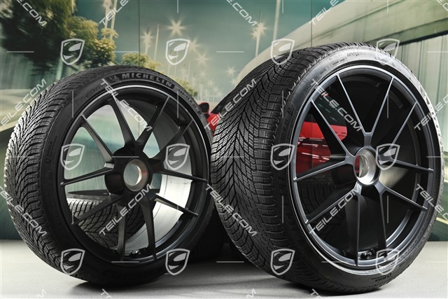 20"+21" Carrera GTS winter wheel set, with central locking, wheel rims 8,5J x 20 ET50 + 11J x 21 ET8 + Michelin winter tyres 245/35 R20 + 305/30 R21, with TPMS, Anthracite Grey, about 100km