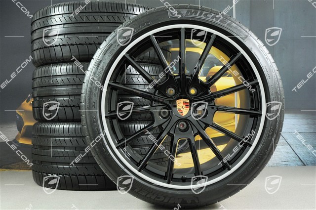20-inch Panamera Sport summer wheel set, rims 9,5J x 20 ET65 + 11,5J x 20 ET63 + NEW Michelin summer tyres 255/40 ZR20 + 295/35 ZR20, in black, with TPM