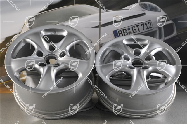 17-inch Carrera 4 wheel set, 7J x 17 ET50 + 9J x 17 ET55,