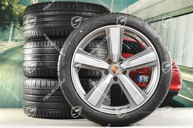 22" Sommerräder Cayenne Coupé Exclusive Design Sport, Felgen 10J x 22 ET48 +11,5J x 22 ET52 + Pirelli Sommerreifen 285/40 R22 + 315/35 R22, in Platinsilber