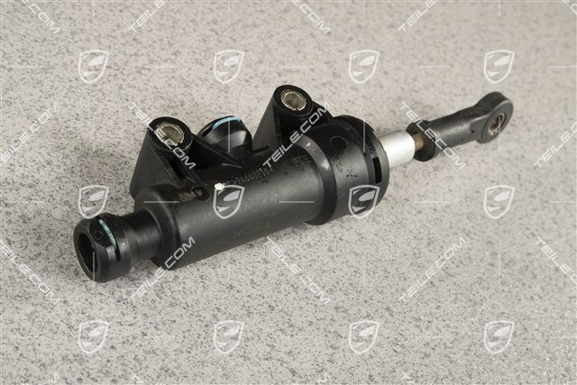 Clutch master cylinder