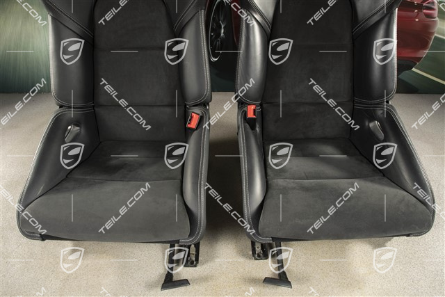 Bucket seat, collapsible, leather/Alcantara Black, seam in Silver, Logo "Spyder", set L+R
