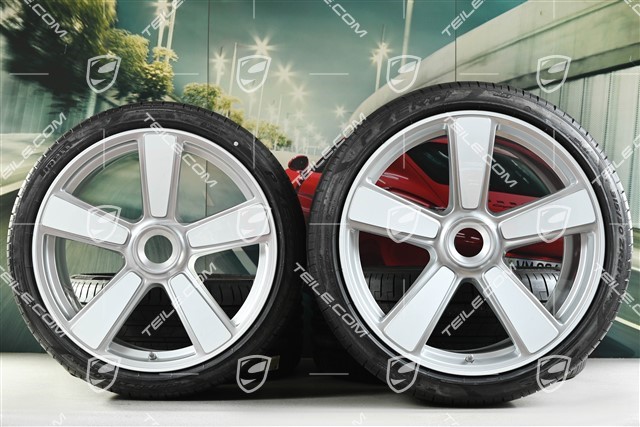 20"+21" koła letnie, komplet Sport Classic "911 Turbo 50 Years", felgi 9,5J x 20 ET44 + 12J x 21 ET70 + opony letnie Pirelli 255/35 R20 + 315/30 R21, biały wysoki połysk