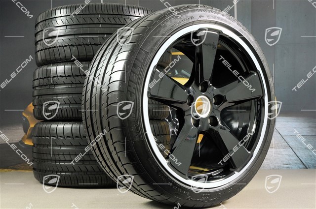 20" Sport Classic Sommerräder Satz, Schwarz hochglanz, Felgen 9,5J x 20 ET65 + 11,5 x 20 ET63 + NEUE Michelin Sommerreifen 255/40 ZR20 + 295/35 ZR20, mit RDK-Sensor