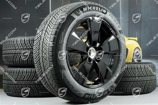 19-inch Cayenne winter wheel set, rims 8,5J x 19 ET47 + 9,5J x 19 ET54 + Michelin winter tyres 255/55 R19 + 275/50 R19, with TPMS, black high gloss