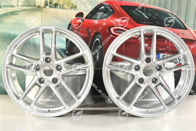 19-inch Panamera Turbo II wheel set, 10J x 19 ET61 + 9J x 19 ET60