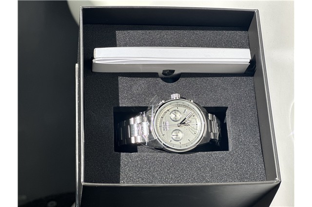 Chronograf – Martini Racing, średnica 37 mm, mechanizm Ronda 5030D SWISS MADE z 13 kamieniami