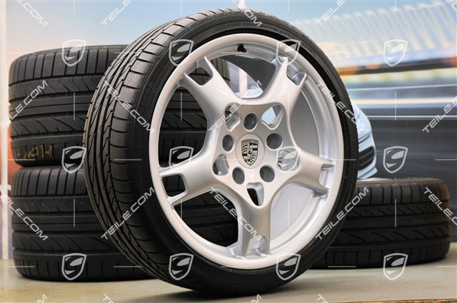 19" Sommerräder Satz, Carrera S, Felgen 8J x 19 ET57 + 11J x 19 ET51 + Reifen 235/35 ZR19 + 305/30 ZR19