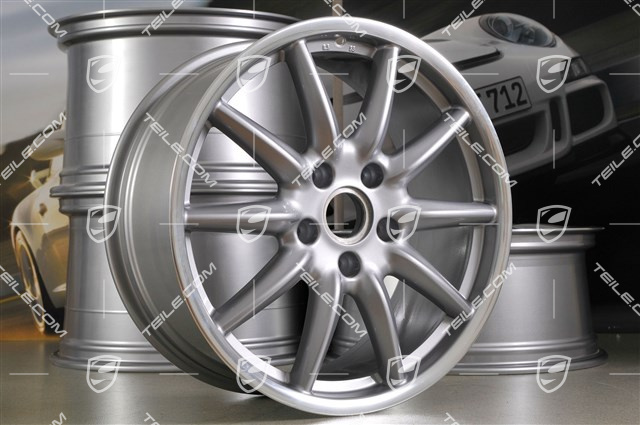 19-inch Carrera Sport wheel set, 8,5J x 19 ET55 + 11,5J x 19 ET50, GT Silver.