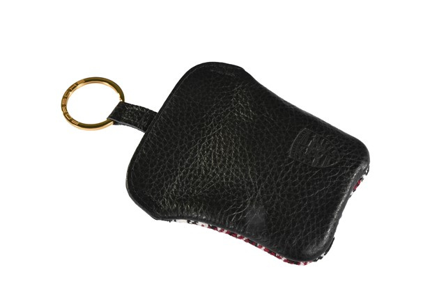 60Y 911 key pouch, anniversary edition 60 Years of 911, in a houndstooth pattern, with an embossed Porsche Crest