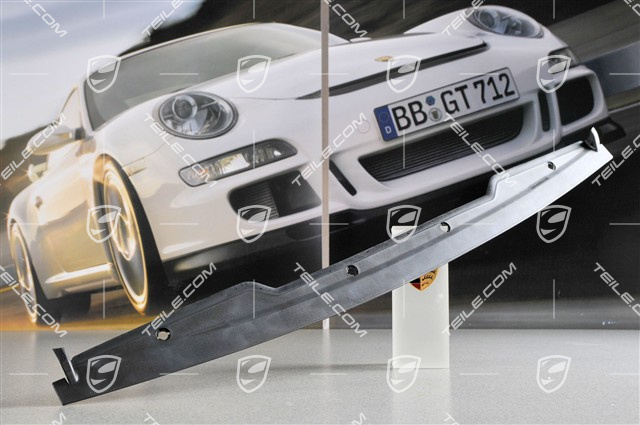 Cover above rear reflector, black Cover above rear reflector, black