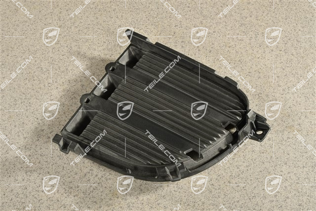 C2, Air inlet / duct / guide cover, lateral, Black matte, L