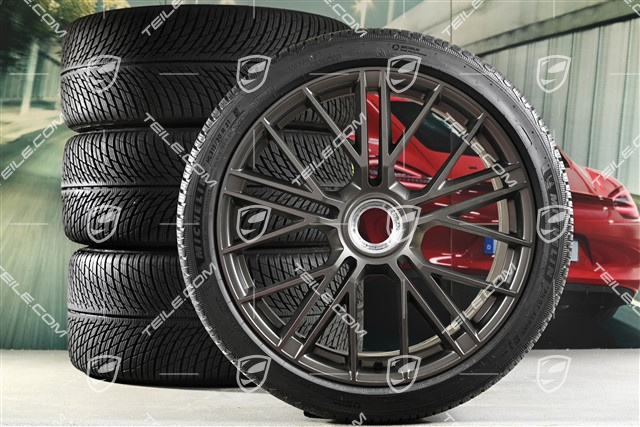 21" Panamera Turbo S Winterräder Satz, Zentralverschluss, Felgen 9,5J x 21 ET71 + 10,5J x 21 ET71 + NEUE Michelin Pilot Alpin 5 Winterreifen 275/35 R21 + 315/30 R21, Turbonit