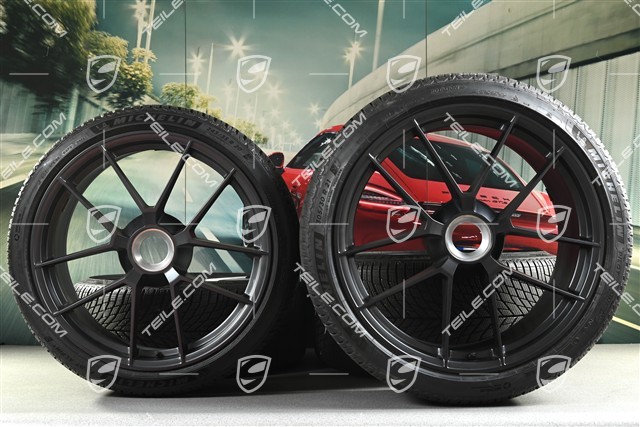 20"+21" Carrera GTS winter wheel set, with central locking, wheel rims 8,5J x 20 ET50 + 11J x 21 ET8 + Michelin winter tyres 245/35 R20 + 305/30 R21, with TPMS, Anthracite Grey, about 100km