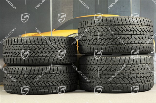 18-inch Carrera IV wheel set, wheels 8J x 18 ET57 + 11J x 18 ET51, tyres 235/40 R18 + 295/35 R18 Nokian WR, TPMS