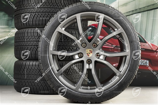 21" Cayenne Exclusive Design Winterräder Satz, Felgen 9,5J x 21 ET46 + 11,0J x 21 ET58 + NEUE Michelin Pilot Alpin 5  Winterreifen 275/40 R21 + 305/35 R21, mit RDK-Sensoren, Platinum-Seidenmatt