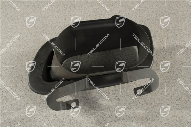 Tailpipe, oval. R