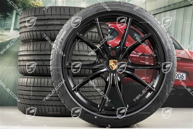 20" Carrera S IV Sommerräder Satz, Felgen 8J x 20 ET57 + 10J x 20 ET45 + NEUE GoodYear Sommerreifen 235/35 ZR20 +265/35 ZR20, schwarz hochglanz, mit RDK-Sensoren