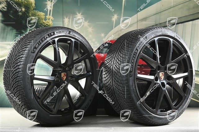 21" Panamera SportDesign Winterräder Satz, Felgen 9,5J x 21 ET71 + 10,5J x 21 ET71 + NEUE Michelin Pilot Alpin 5 Winterreifen 275/35 R21 + 315/30 R21, Schwarz Seidenmatt