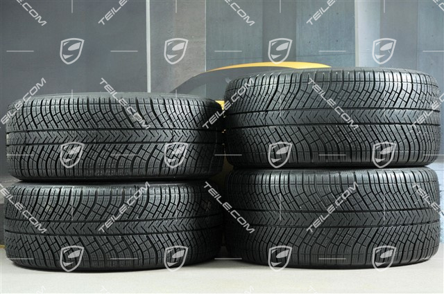 20" Winterräder Satz "Exclusive Design", Felgen 9,5 J x 20 ET71 + 10,5 J x 20 ET71 + NEUE Michelin Pilot Alpin 4 Winterreifen 275/40 R20 + 315/35 R20, Platinum (seidenglanz)