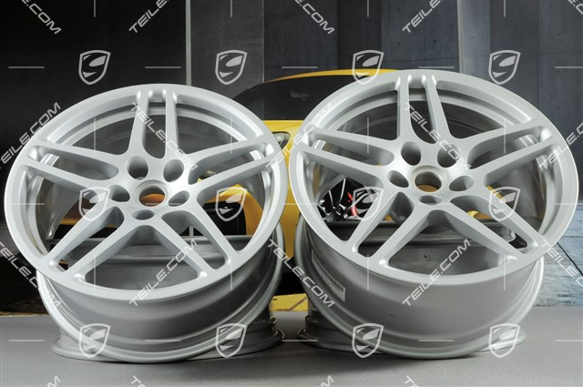 18-inch wheel rim set Macan S, 8J x 18 ET21 + 9J x 18 ET21 18-inch wheel rim set Macan S, 8J x 18 ET21 + 9J x 18 ET21