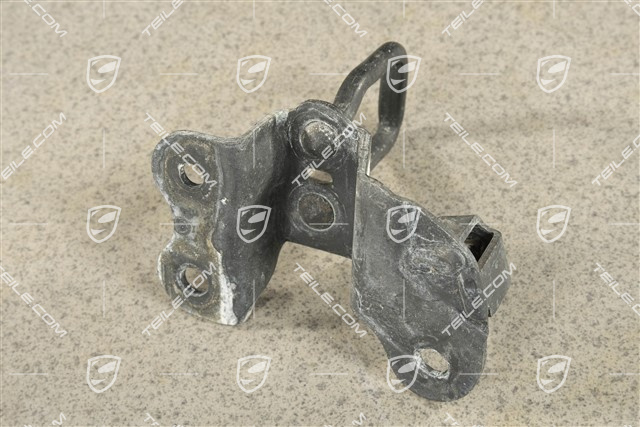 Striker, Back seat backrest, R