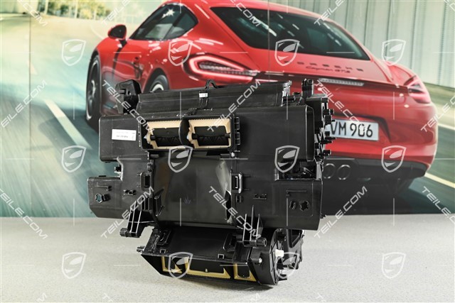 Heater housing / Air distribution housing