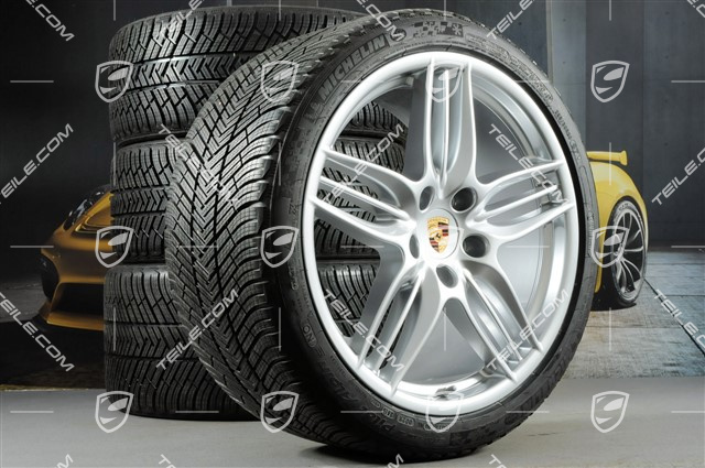 20-inch Sport Design winter wheel set, 8,5J x 20 ET51 + 11J x 20 ET70, Michelin winter tyres 245/35 ZR20 + 295/30 ZR20, TPMS