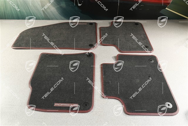 Fußmatten Satz, Velours Schwarz mit roter Ledereinfassung 4-Teilig, Individual