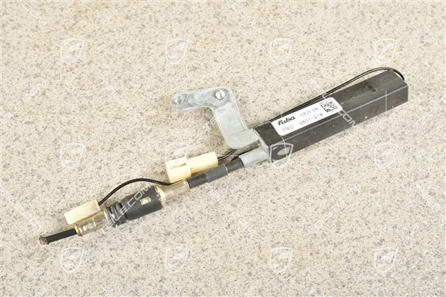 Antenna booster