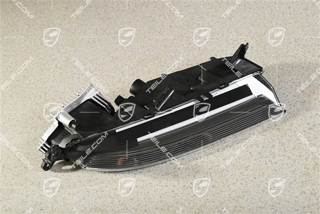 Additional headlamp / direction indicator light, R