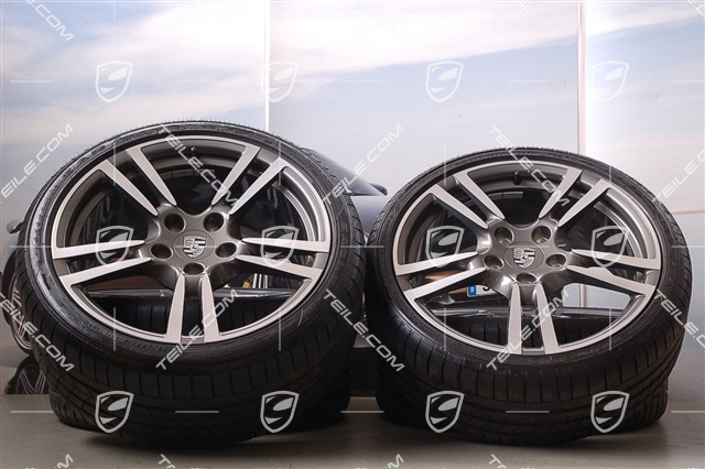 19" Komplet kół letnich "911 Turbo II", felgi 8J x 19 ET57, 9,5J x 19 ET46 + opony 235/35 ZR19 + 265/35 ZR19 19" Komplet kół letnich "911 Turbo II", felgi 8J x 19 ET57, 9,5J x 19 ET46 + opony 235/35 ZR19 + 265/35 ZR19