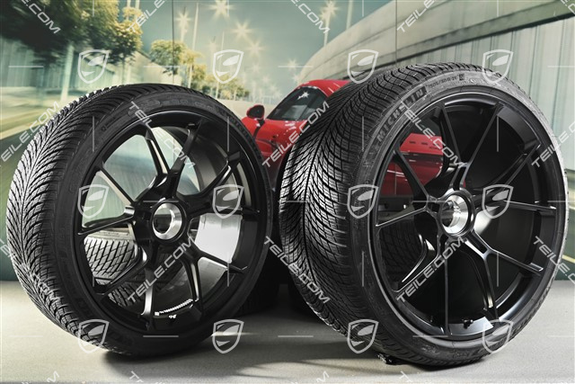 20"+21" Winterräder GT3 / GT3RS, komplett, zentral montierte Felgen 9J x 20 ET43 + 11,5J x 21 ET46 + Winterreifen Michelin Pilot Alpin 5 245/35 R20 + 305/30 R21, schwarz satiniert matt