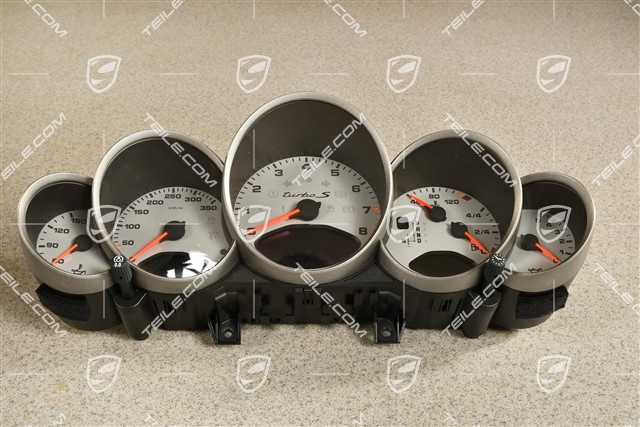 Kombiinstrument / Tacho, PDK-Getriebe, Zifferblätter in Silber, Turbo S