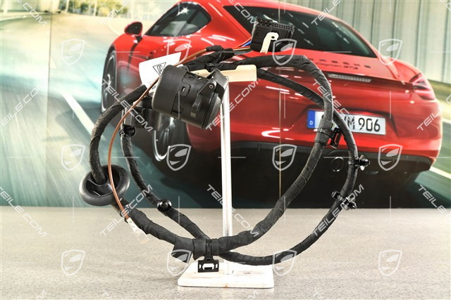 Wiązka instalacji elektrzcynej do zaczepu przyczepy z gniazdem podłączeniowym