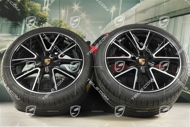 21" Panamera Exclusive Design Sommerräder, Felgen 9,5J x 21 ET71 + 11,5J x 21 ET69 + NEUE Pirelli Sommerreifen 275/35 ZR21 + 315/30 ZR21, schwarz, mit RDK-Sensoren