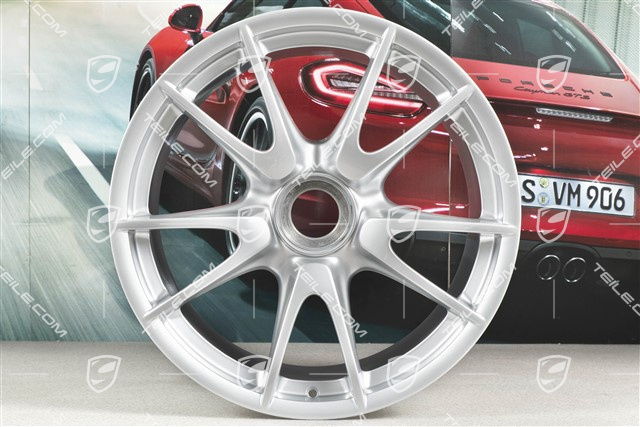 19-inch GT3 II wheel set, front 8,5J x 19 ET53 + rear 12J x 19 ET63, silver