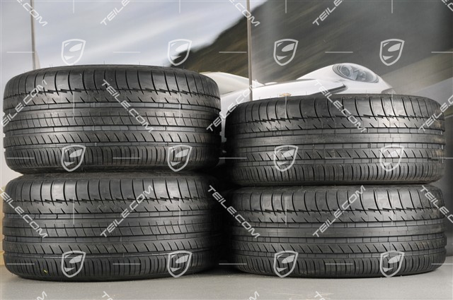 20-inch Panamera Sport summer wheel set, 2 x 9,5J x 20 ET 65 + 2 x 11,5 J x 20 ET 63, tyres 255/40 ZR20 + 295/35 ZR20