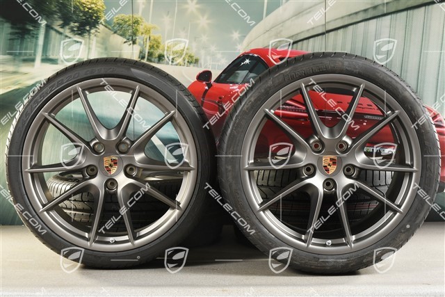 20-inch Carrera S (III) summer wheel set, rims 8,5J x 20 ET51 + 11J x 20 ET70 + NEW Pirelli summer tyres 245/35 ZR20 + 295/30 ZR20, Platinium satin matt, with TPMS