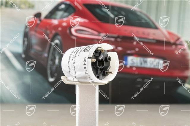 Rear spoiler control switch (C2/C4) / AWD drive switch (C4)