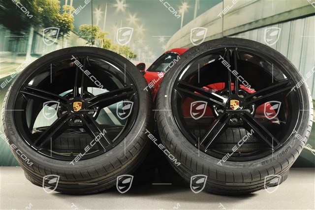21" Mission E Design summer wheel set, rims 9,5J x 21 ET60 + 11,5J x 21 ET66 + Goodyear summer tyres 265/35 R21 + 305/30 R21, black high gloss