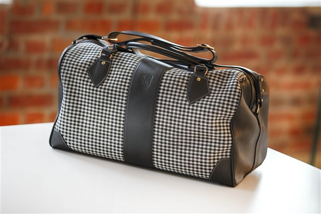 Touring bag / pocket, with hi-visibility vest & warning triangle, PEPITA