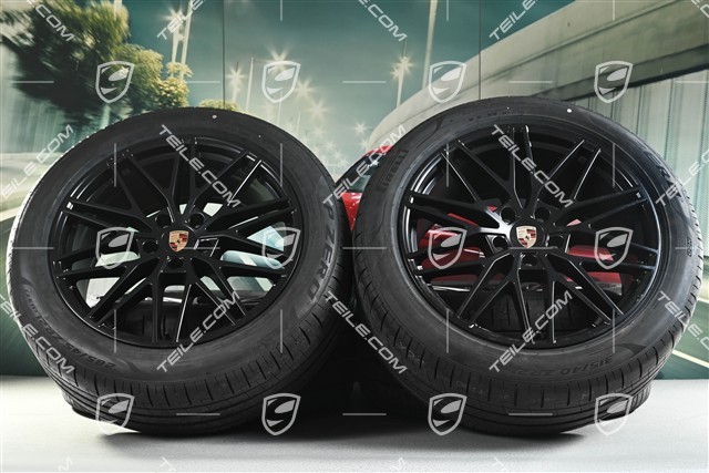 21-inch Cayenne RS Spyder Design summer wheel set, rims 9,5J x 21 ET46 + 11,0J x 21 ET58 + Pirelli P Zero summer tyres 285/45 R21 + 315/40 R21, with TPMS,  black satin-matt, DOT/prod.year 2025, millage 30 km