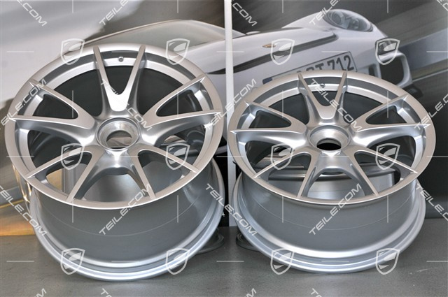 19-inch GT3RS II 4.0 / GT2RS wheel set, silver, front 9J x 19 ET47+ rear 12J x 19 ET48