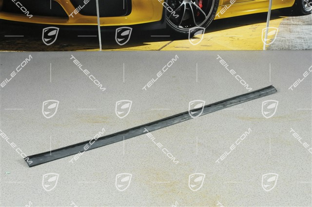 Engine compartment seal, front, 911 1974-1977 / 911SC 1978-1983 / 911 Carrera 1984-1989 Engine compartment seal, front, 911 1974-1977 / 911SC 1978-1983 / 911 Carrera 1984-1989