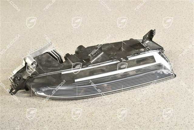 Additional headlamp / direction indicator light, R